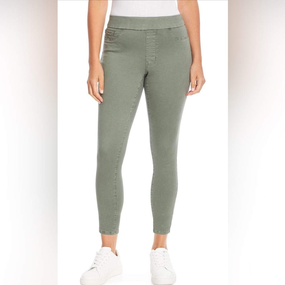 NWT Nine West Heidi Pull on Crop Pants